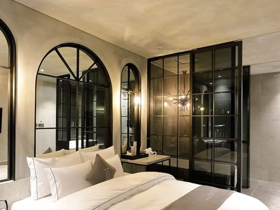 Premier Standard(ExtraBedKRW 20000on-site,mixed-gender not allowed for 3 or more pax/Freebreakfast) | Minibar, individually decorated, individually furnished, desk