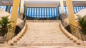 Ảnh chưa phân loại, 5 trong số 48 ảnh, nút