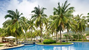 Ảnh chưa phân loại, 3 trong số 48 ảnh, nút