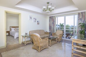 LCD TV - Resort Golden Palm Sanya (Sanya)