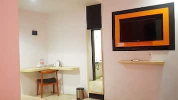 Deluxe Double Room | Premium bedding, free WiFi