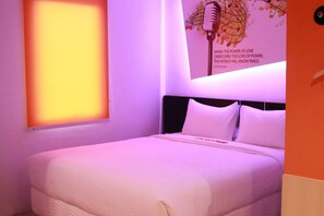 高级双人房 | 高档床上用品、免费 WiFi