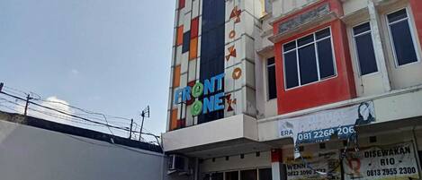 Façana frontal de l'allotjament