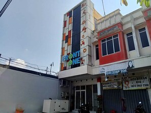 Fachada de la propiedad