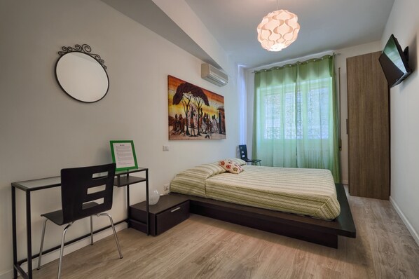 1 chambre, literie de qualité, coffre-fort, décor unique