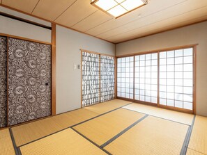 Japanese Style Room, Non Smoking | Down duvets, desk, laptop workspace, blackout curtains - Century Plaza Hotel (Tokushima)