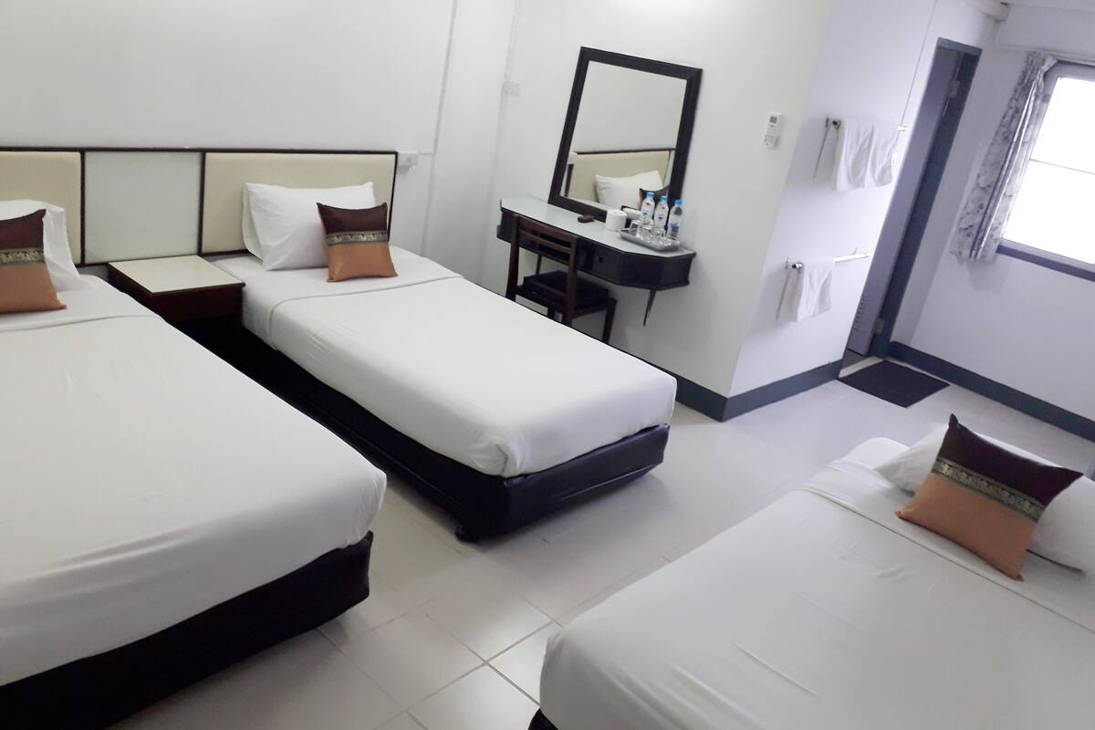 Quarto triplo standard | Wi-Fi de cortesia