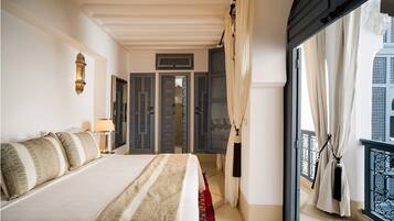 Deluxe Double or Twin Room (Melissa) | 1 bedroom, in-room safe, individually decorated, individually furnished