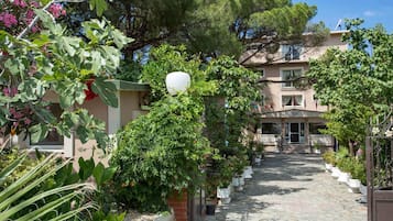 Extérieur