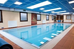 Piscine couverte