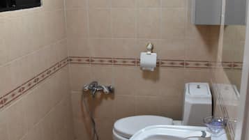 Black Room | Bathroom