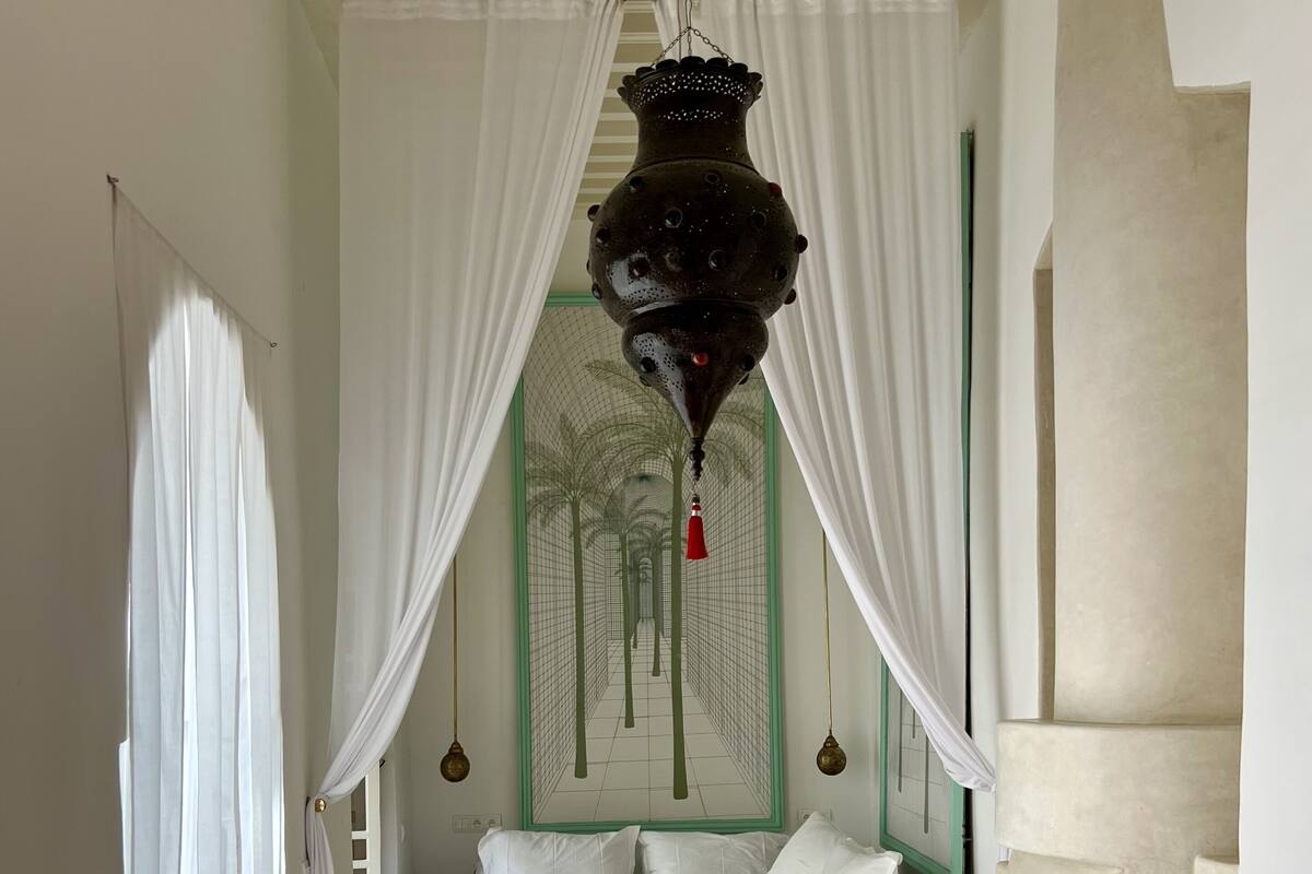 Suite Royal, 1 cama de matrimonio con sofá cama, bañera, vistas al patio | 1 dormitorio, ropa de cama de alta calidad, caja fuerte