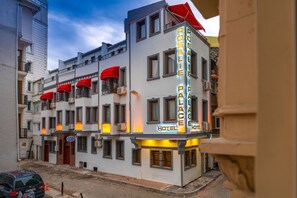 Front of property - Rosalie Palace Hotel (Istanbul)