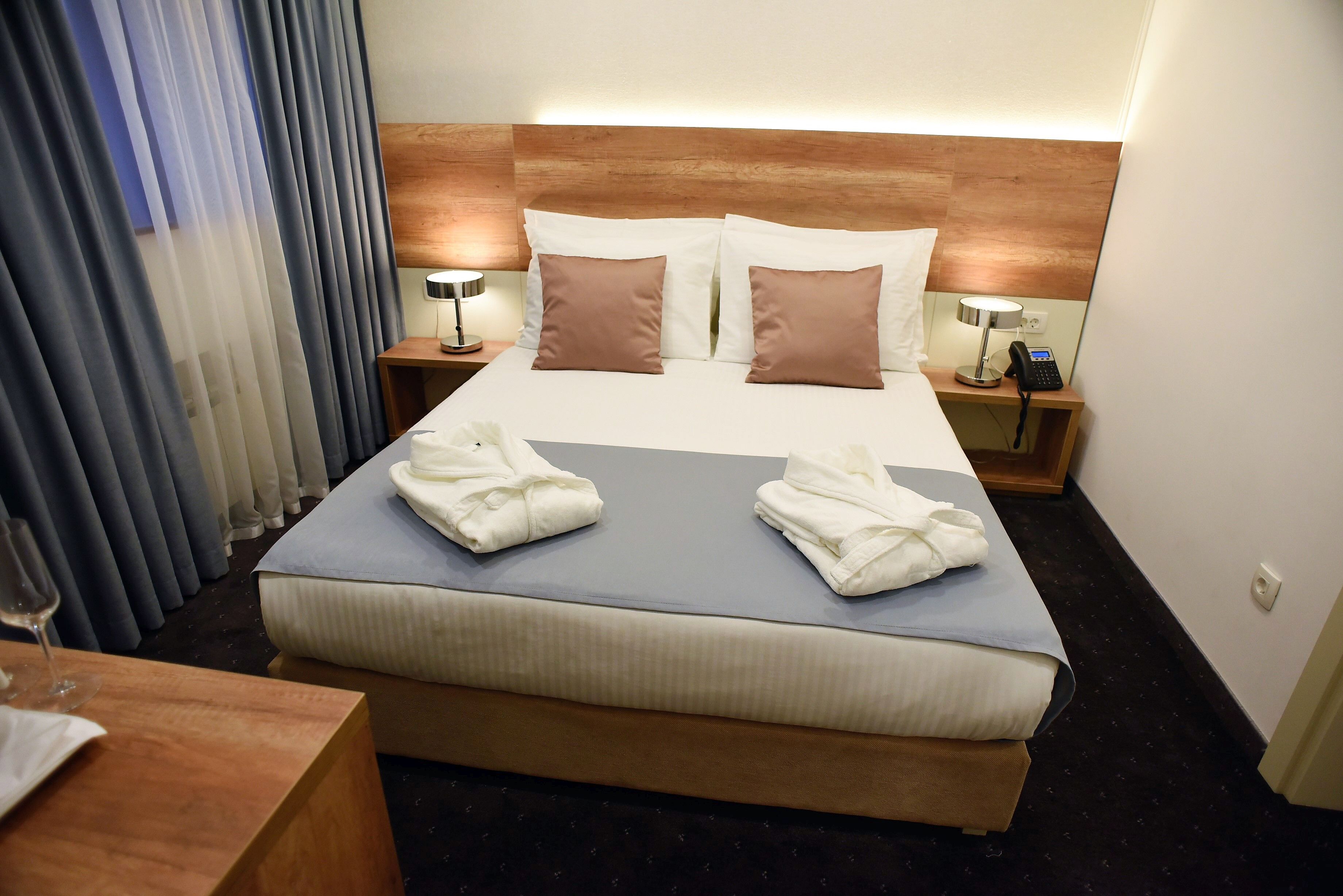 superior suite | 1 bedroom, minibar, in-room safe, desk