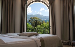 Minibar, in-room safe, desk, soundproofing