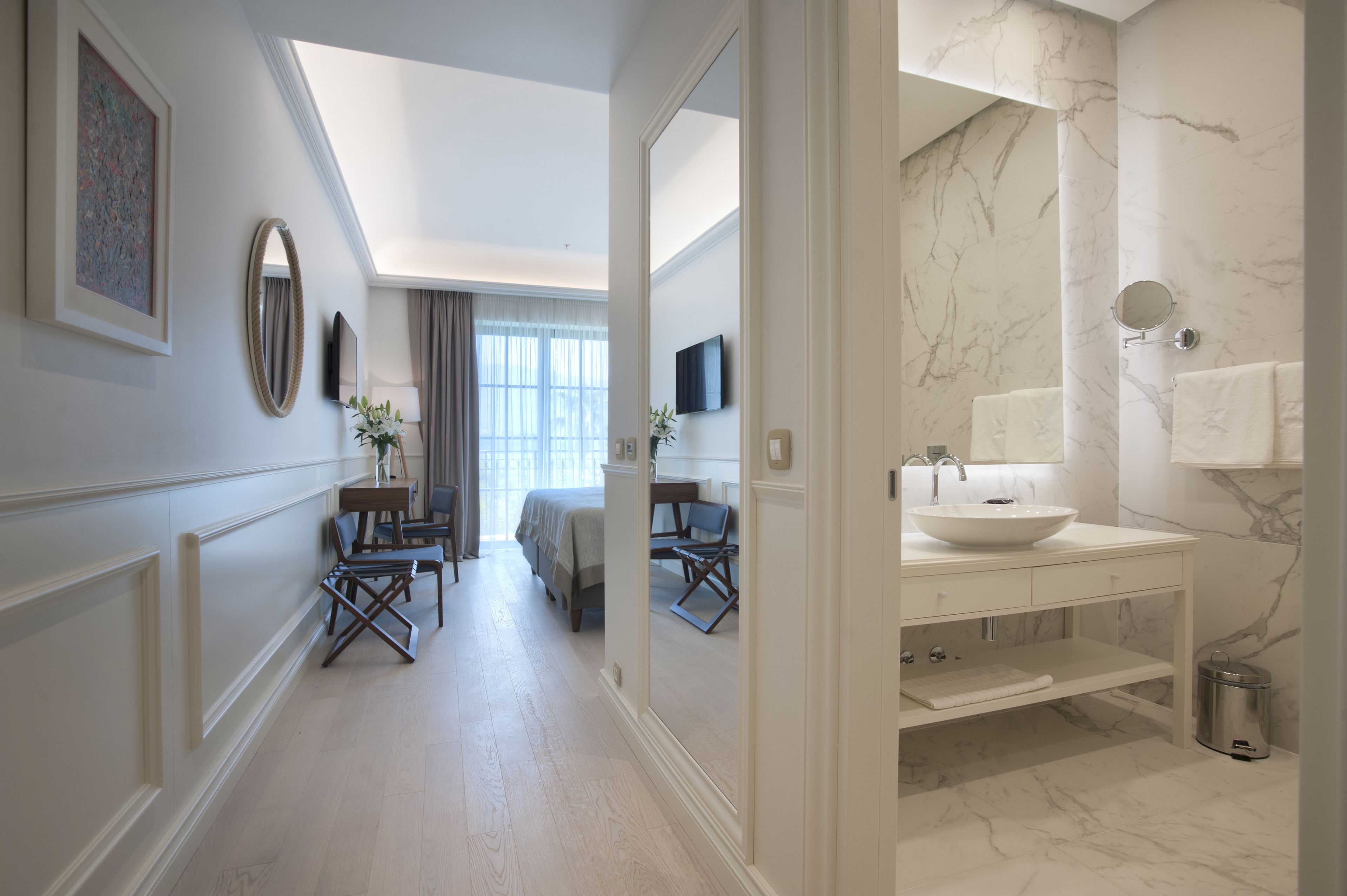 double or twin room, sea view | 1 bedroom, minibar, in-room safe, desk