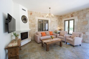 Superior Villa (Theo)