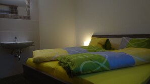 Apartment | 4 Schlafzimmer, Schreibtisch, Babybetten, kostenloses WLAN