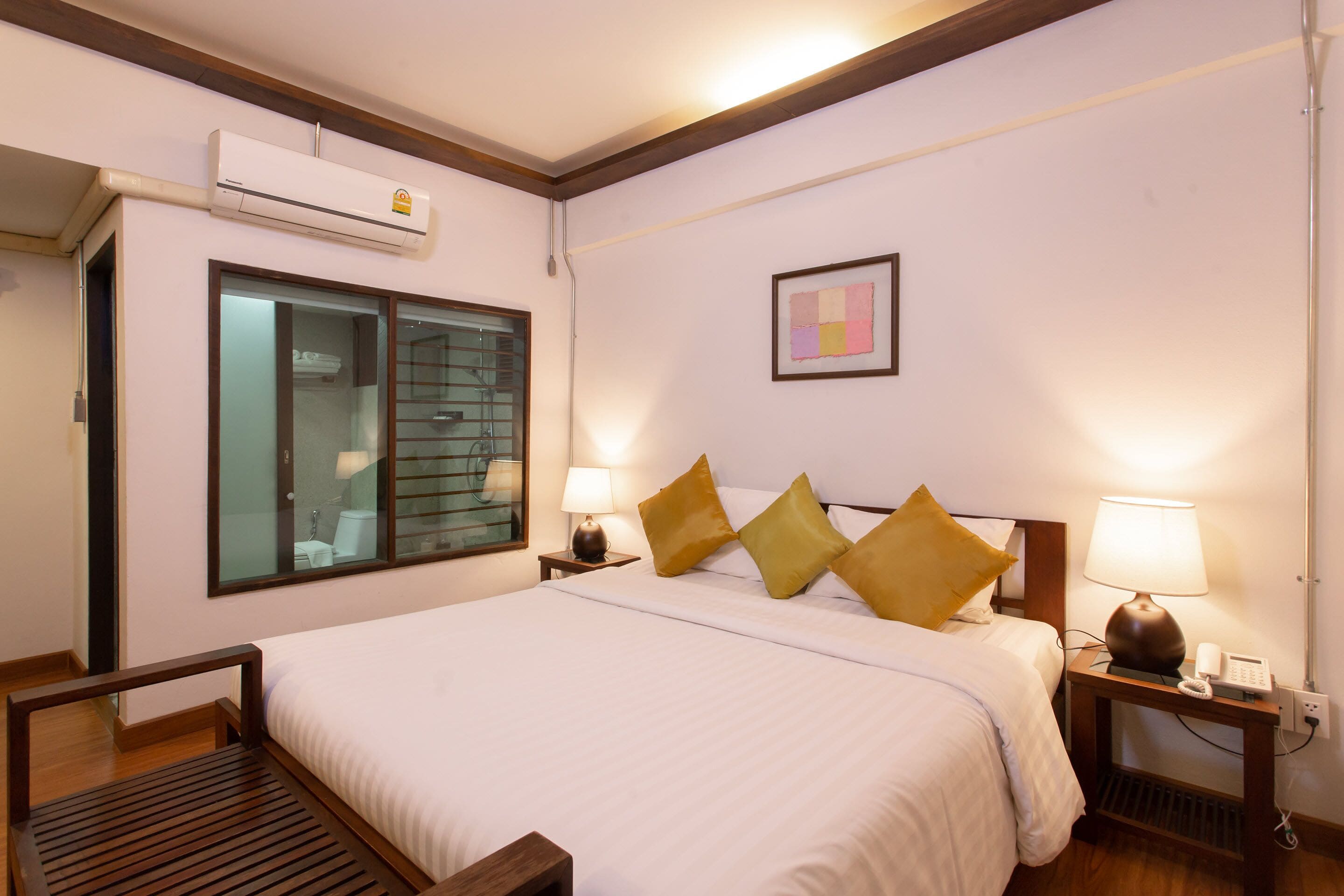 superior double room | 1 bedroom, in-room safe, desk, free wifi