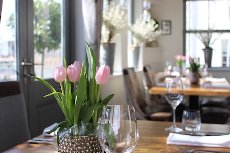 Breakfast, lunch and dinner served. Foyles of Glasbury