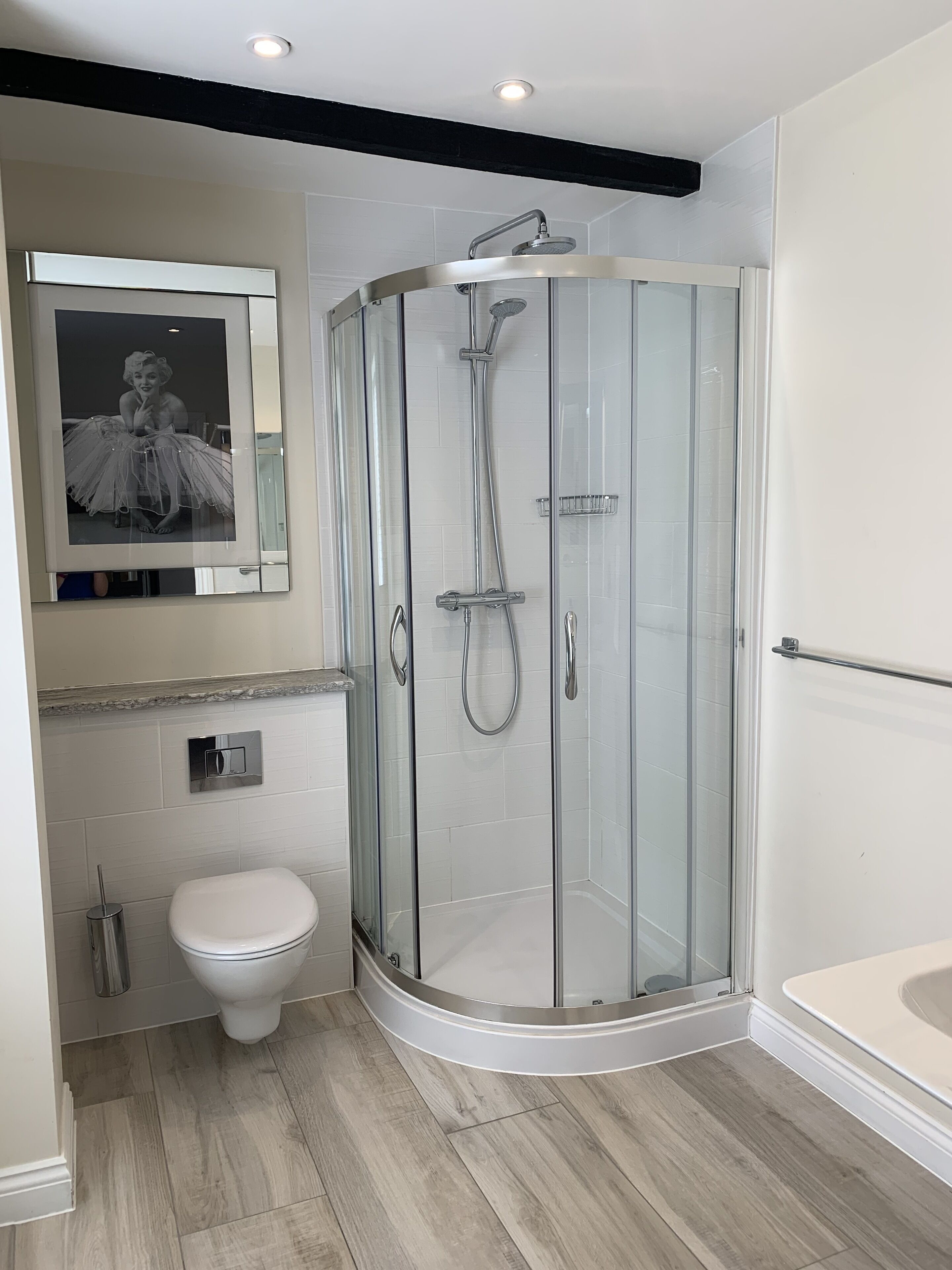 luxury double room | bathroom | free toiletries, hair dryer, towels