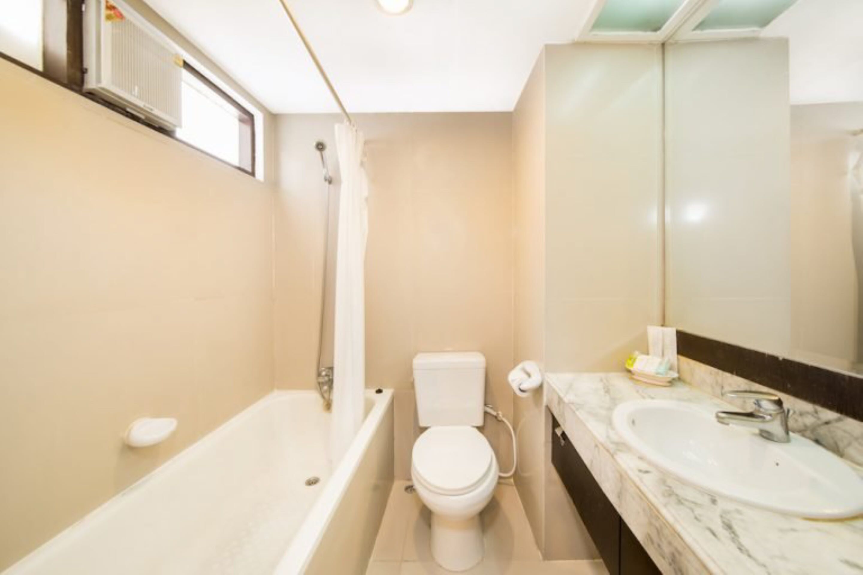 Photo - Niran Grand Hotel