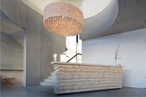 Reception - quartier - Lodges Tagesbar Forum (Garmisch-Partenkirchen)