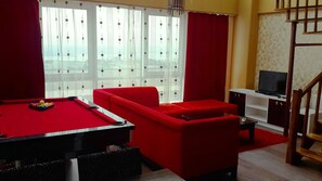 Duplex | Living room