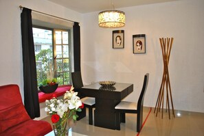 Dining - Business Suites SG (Mexico City)