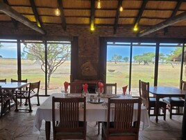 Aperto a colazione, pranzo e cena