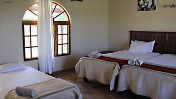 Standard Family Room | Pemandangan dari bilik