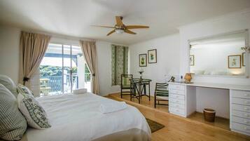 Classic Cottage, 4 Bedrooms | 4 bedrooms, free WiFi