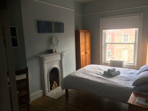 Standard Double Room, 1 Double Bed - Belvedere BnB (Dublin)