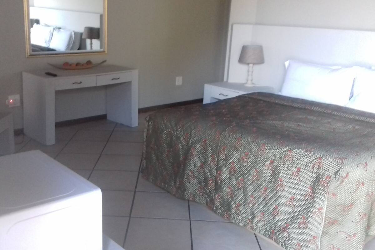 Deluxe Double Room, 1 Bedroom | Free WiFi