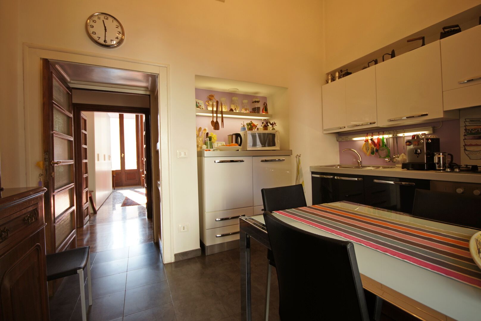 Comfort Apartment (3) | Private kitchen | Oven, stovetop, dishwasher, espresso maker