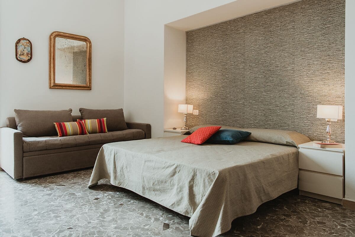 Leilighet – comfort (3) | Sengetøy av topp kvalitet, dundyner, minibar og safe på rommet