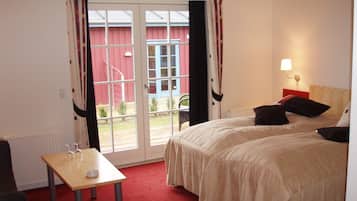 Habitación doble | Escritorio, cunas, camas extra y wifi gratis