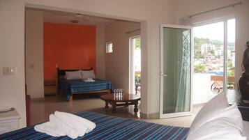 Family Economy Room with Fan | In-room safe, WiFi (free), bed sheets