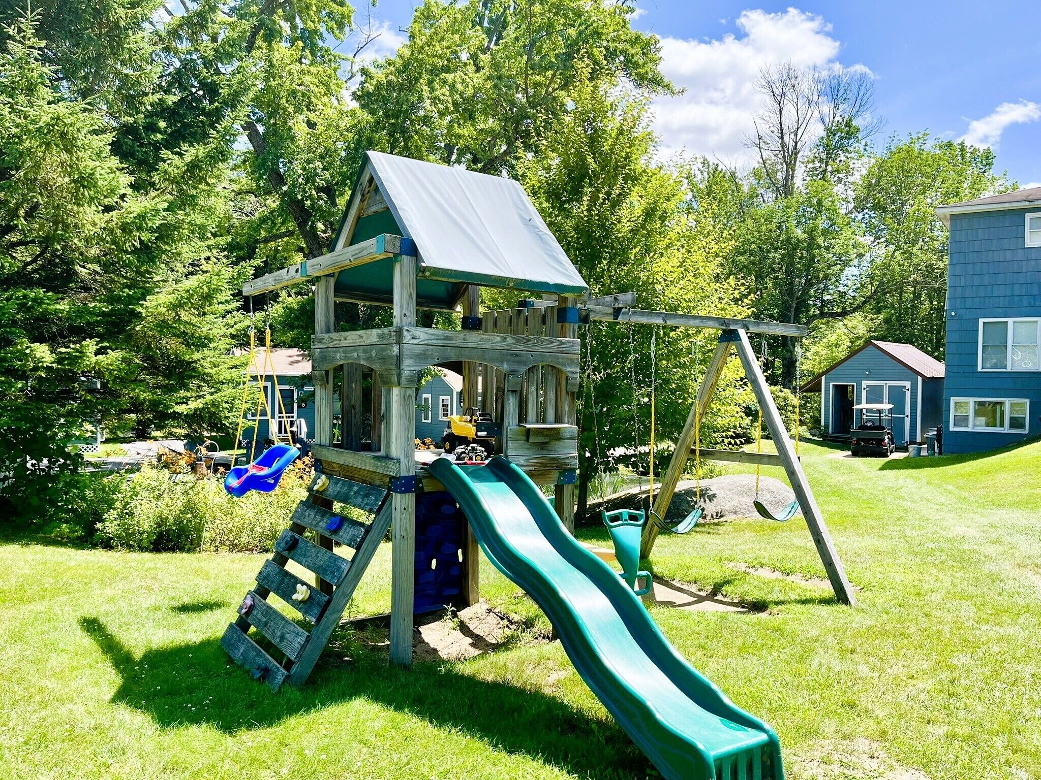 Children's play area - outdoor