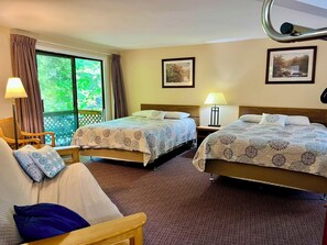 Deluxe-Studiosuite, 2 Queen-Betten, Kochnische, Flussblick