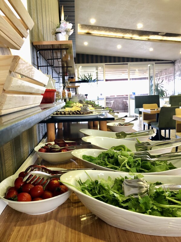 Dagelijks ontbijtbuffet inbegrepen