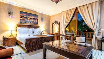 Executive-Suite | Hochwertige Bettwaren, Pillowtop-Betten, Minibar, Zimmersafe