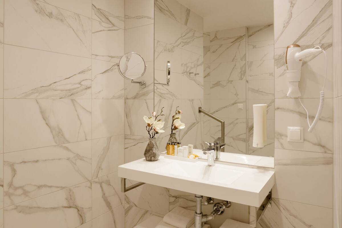 free toiletries, hair dryer, towels