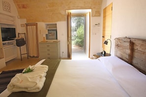 Junior Suite, Pool View | Frette Italian sheets, premium bedding, down duvets, pillow-top beds