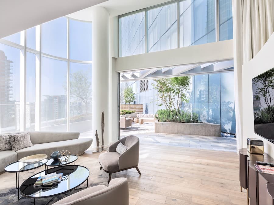 Televisión 55 pulgadas con canales de televisión por cable, Netflix