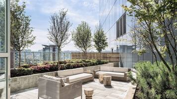 Loft, 1 Bedroom, Non Smoking | View from room