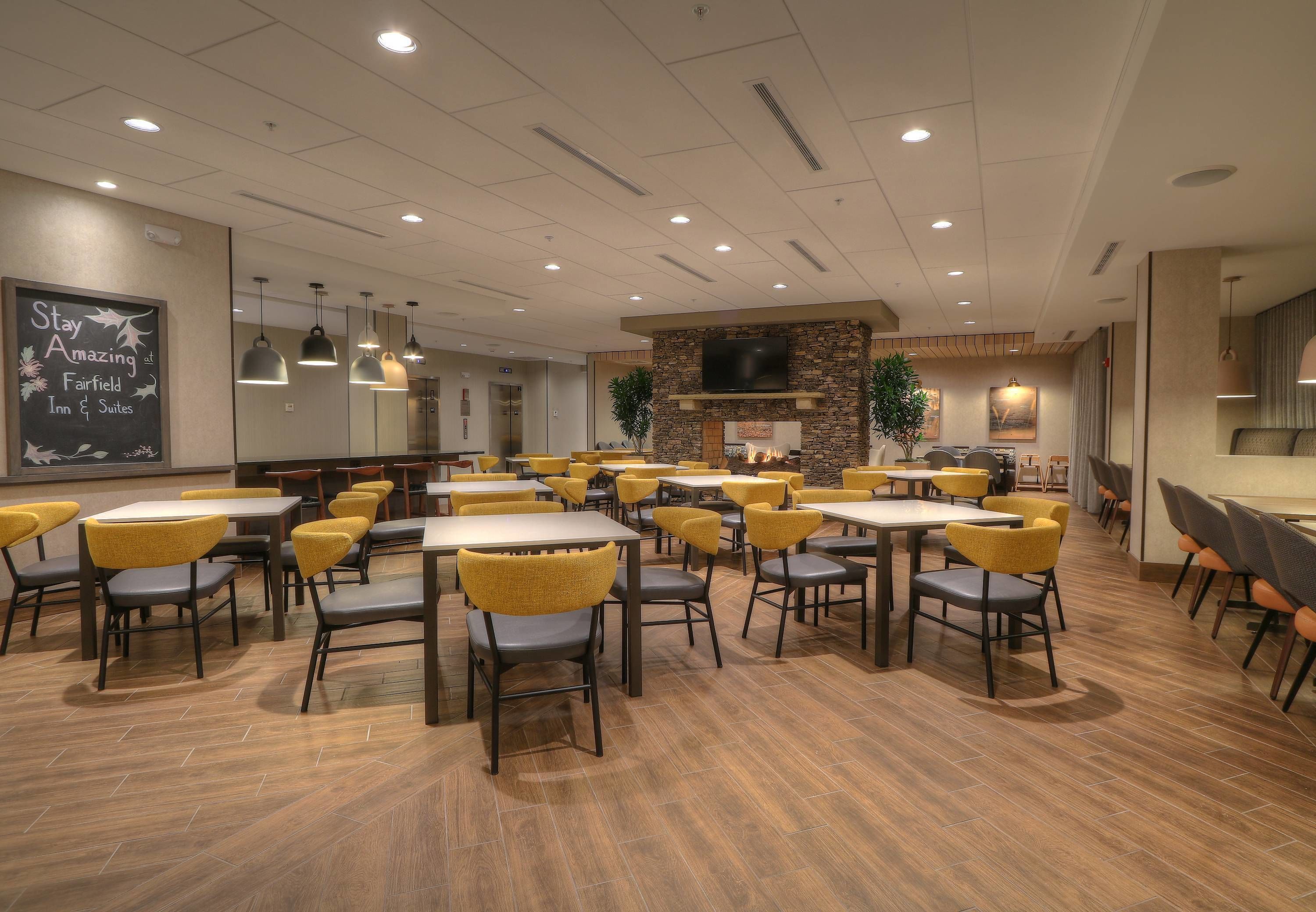 free daily continental breakfast