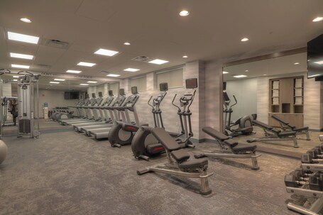Fairfield Inn Suites by Marriott Gatlinburg Downtown - Image 33