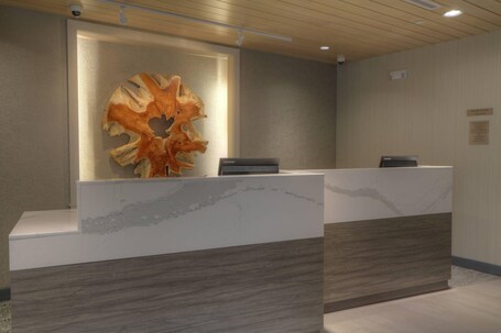 Fairfield Inn Suites by Marriott Gatlinburg Downtown - Image 22