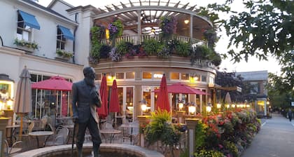 The White House Boutique Bed & Breakfast